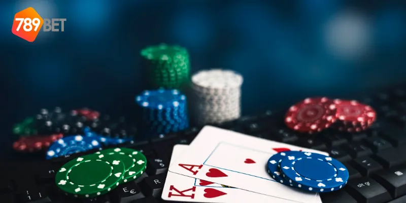 Cách chơi game Poker Pineapple